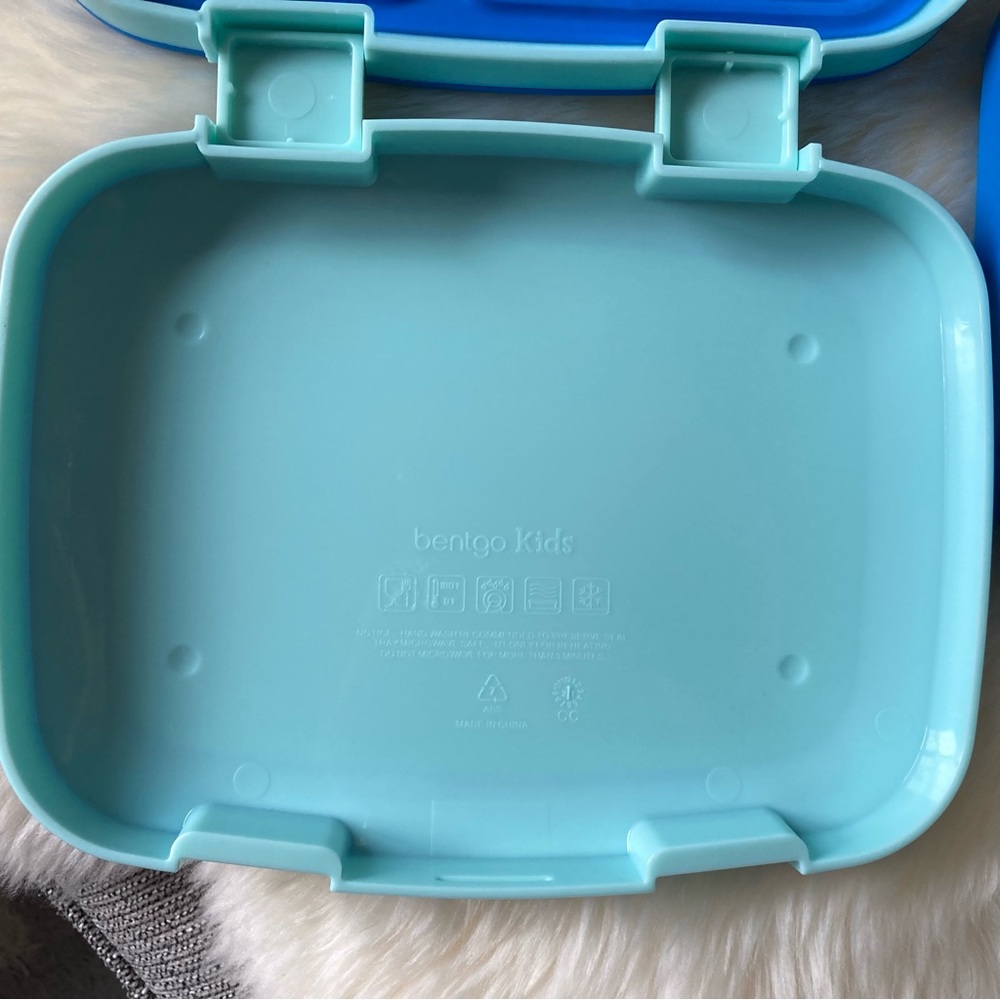 Bentgo Kids Lunch Box Blue - Picture 6 of 10